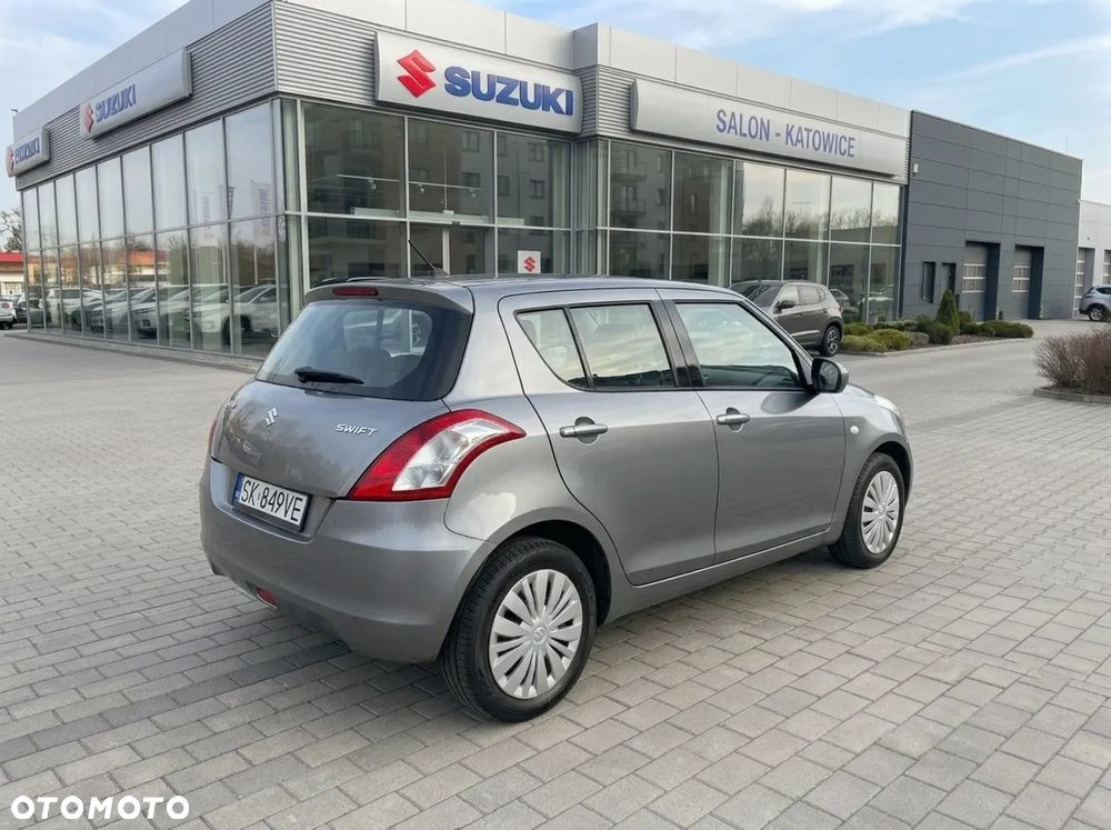 Suzuki Swift - 5