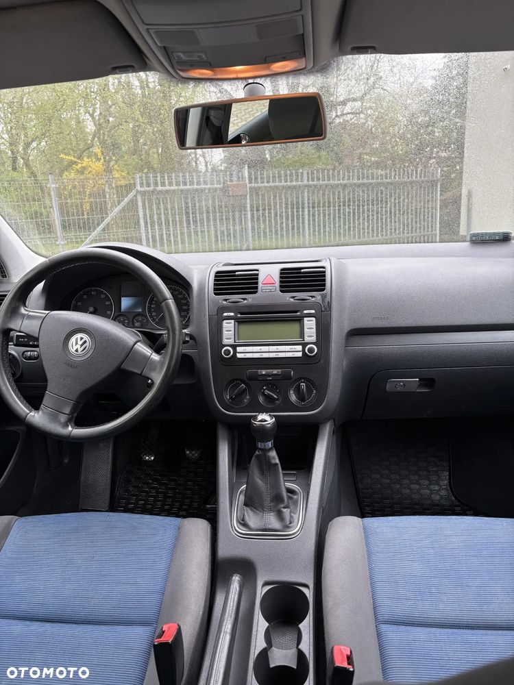 Volkswagen Golf 1.4 FSI Comfortline - 5