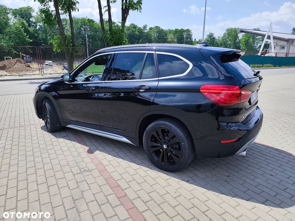 BMW X1 xDrive28i xLine - 17