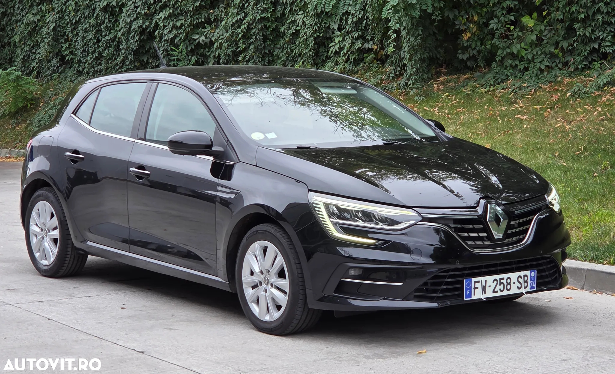 Renault Megane Grandtour BLUE dCi 115 BUSINESS EDITION - 11