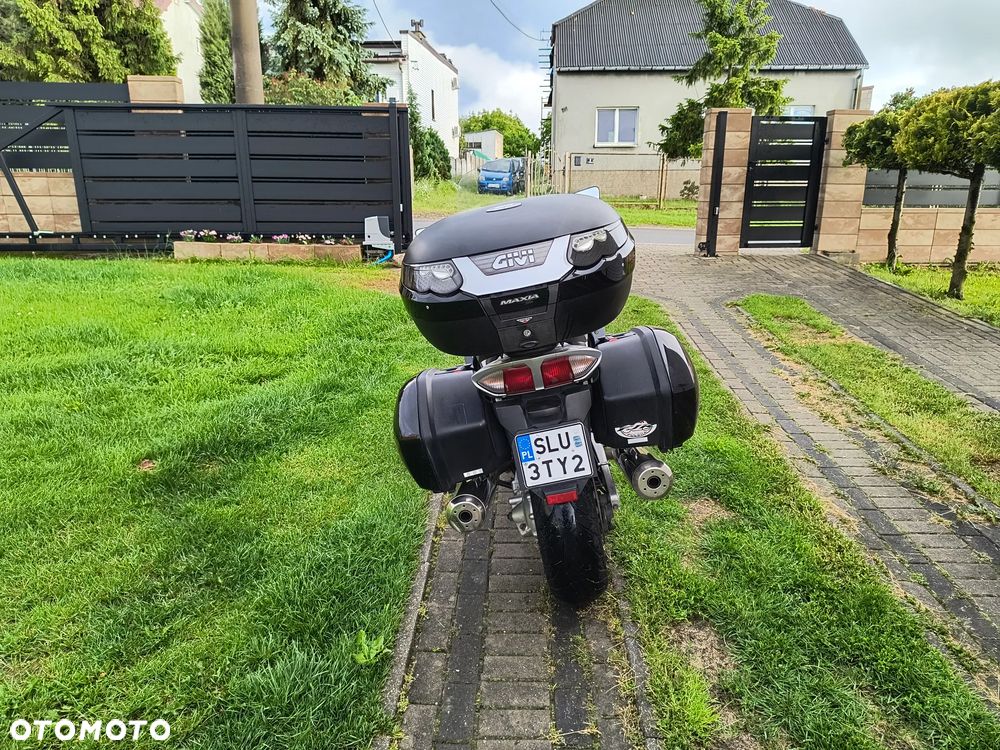 Yamaha FJR - 5