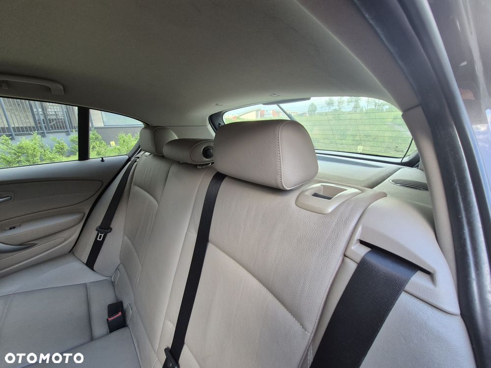 BMW Seria 1 120d - 3