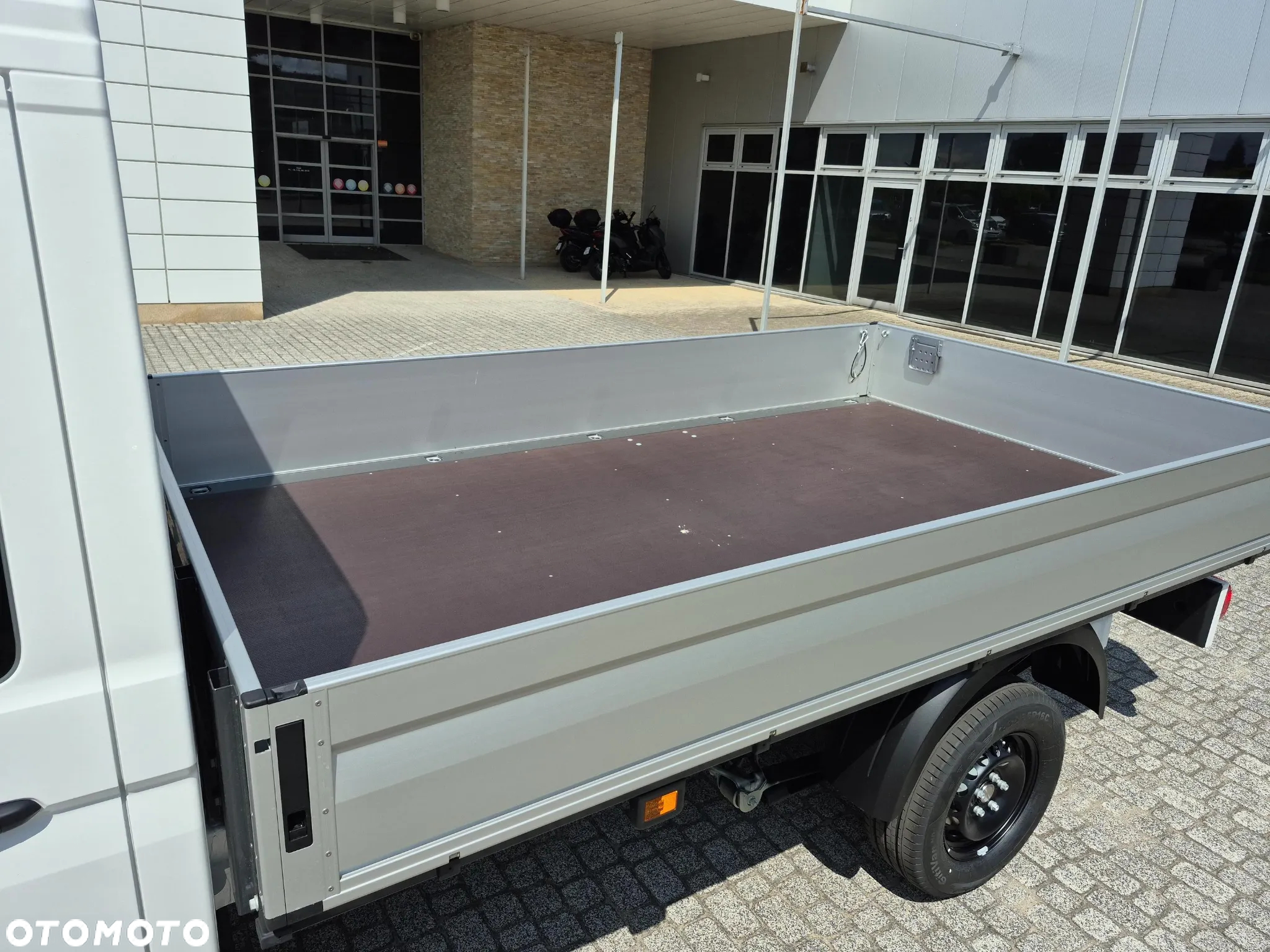 Volkswagen Crafter - 13