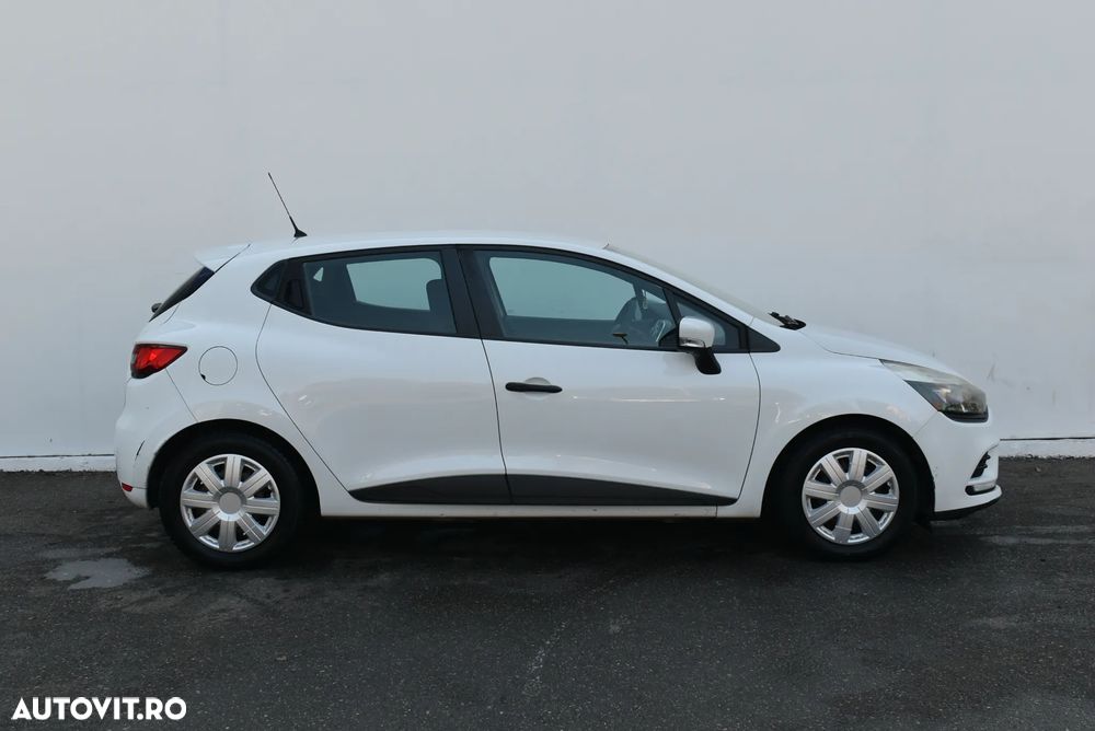 Renault Clio IV 1.2 Life - 10