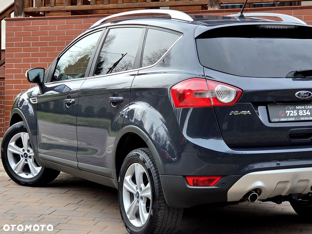 Ford Kuga 2.0 TDCi 2x4 Titanium - 13