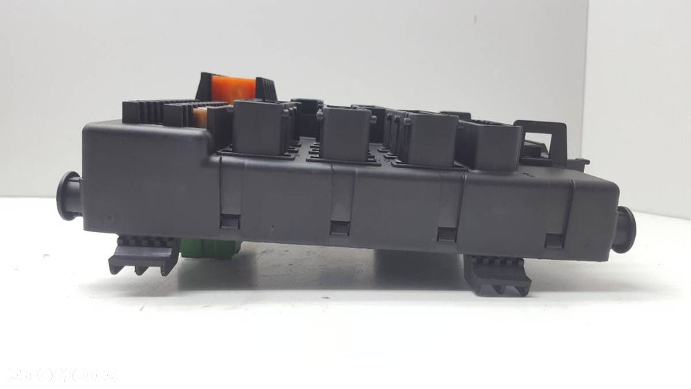 BSI SKRZYNKA BEZPIECZNIKÓW VECTRA C 13205780 EU - 3