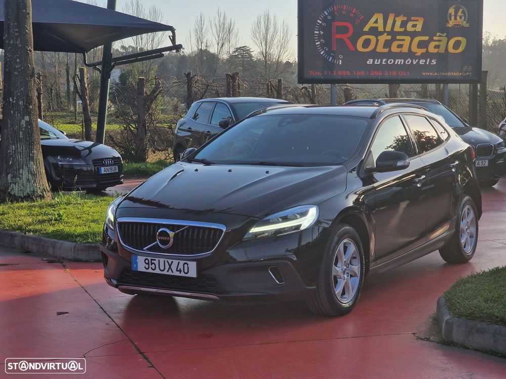 Volvo V40 Cross Country 2.0 D3 - 1