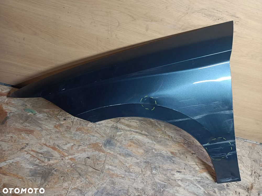 Błotnik przedni lewy Seat Ibiza V 17- 6F0821105A - 2