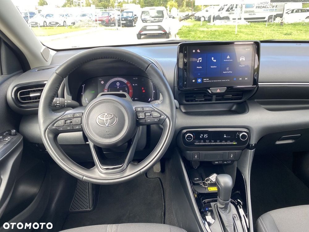 Toyota Yaris Hybrid 1.5 Style - 13