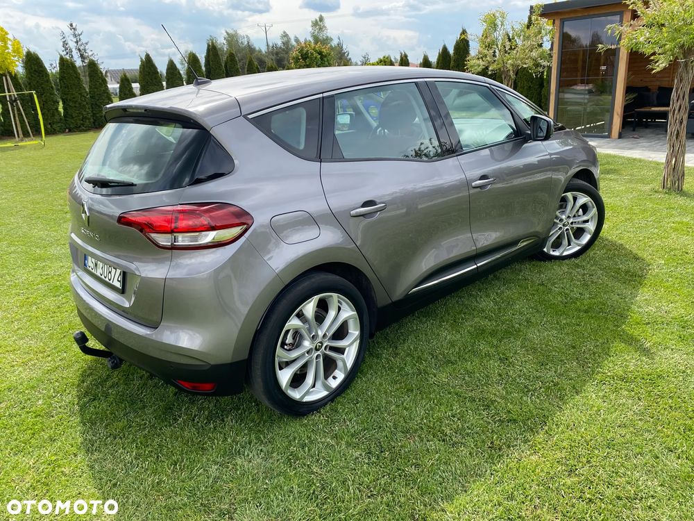 Renault Scenic - 22