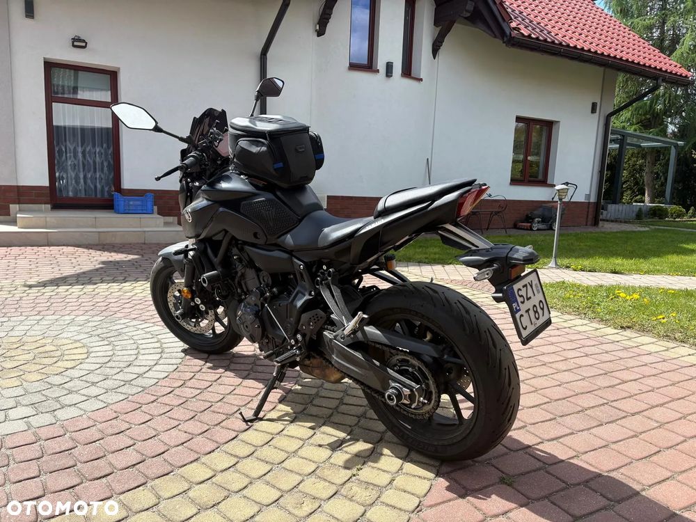 Yamaha MT - 5