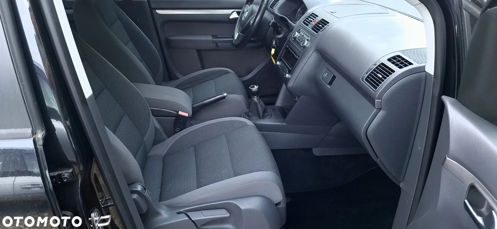 Volkswagen Touran 1.6 TDI DPF Comfortline - 21
