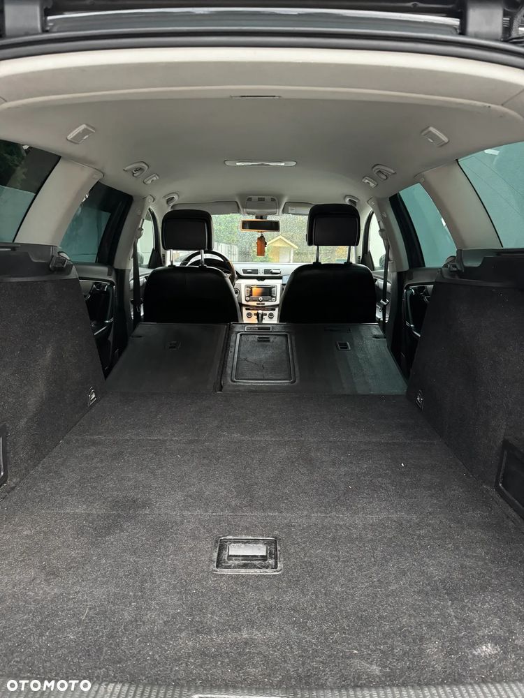 Volkswagen Passat Variant 2.0 TDI DSG BlueMotion Technology Comfortline - 24