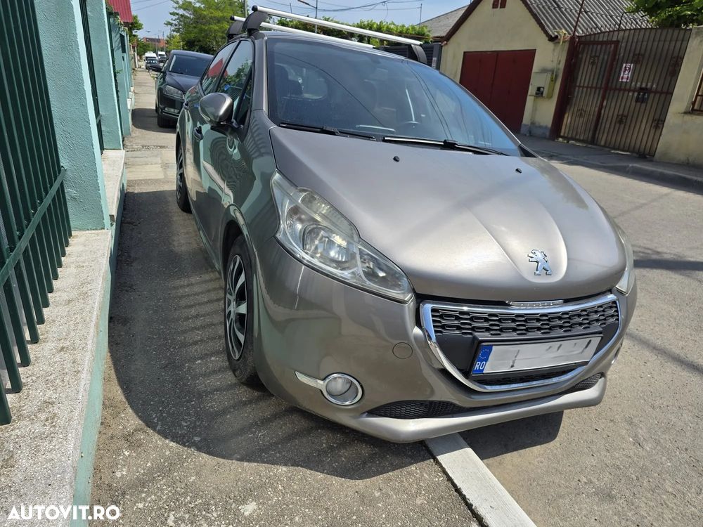 PEUGEOT 208 2012 — imagine 3
