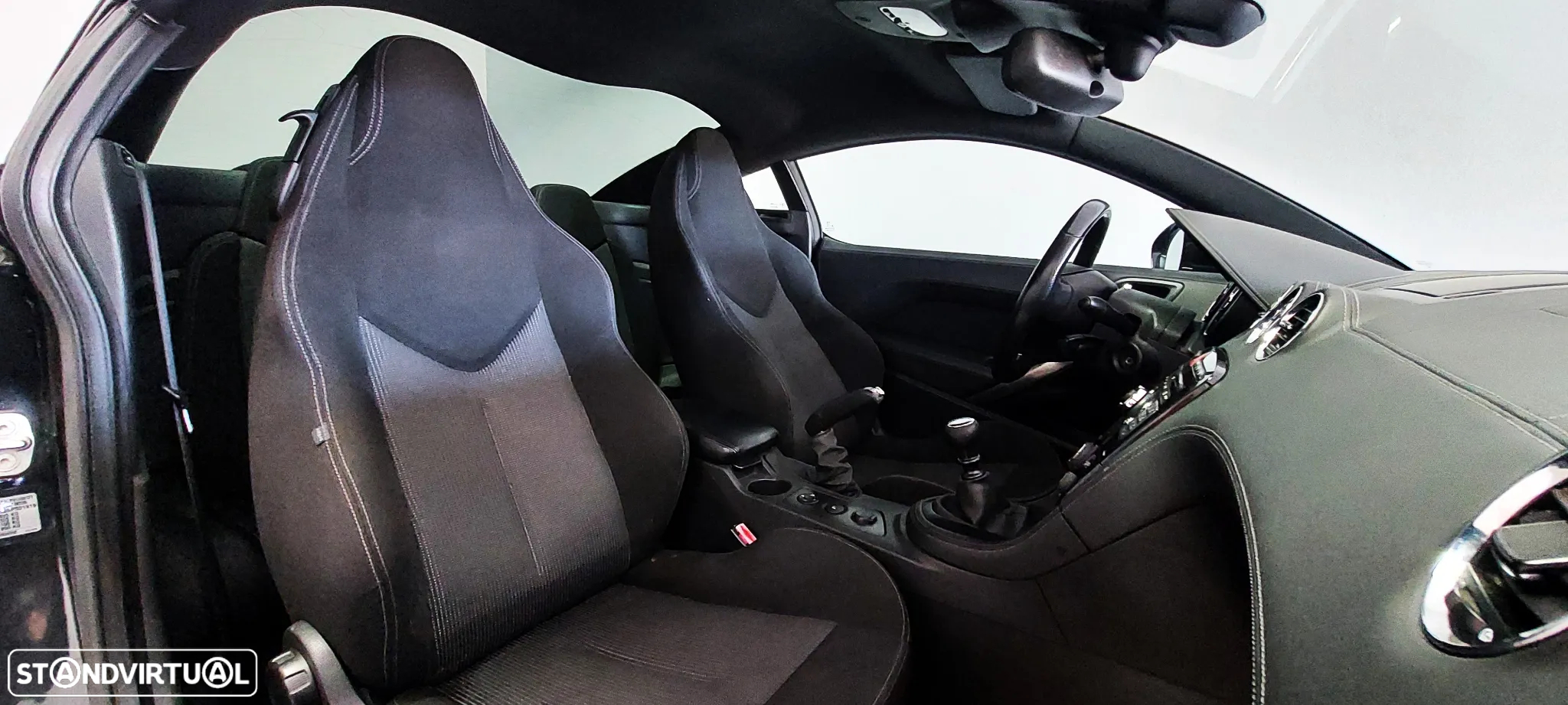 Peugeot RCZ 2.0 HDi - 10