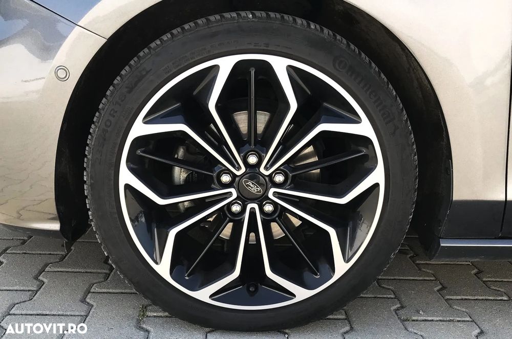 Ford Focus 1.5 Ecoboost ST-Line - 40