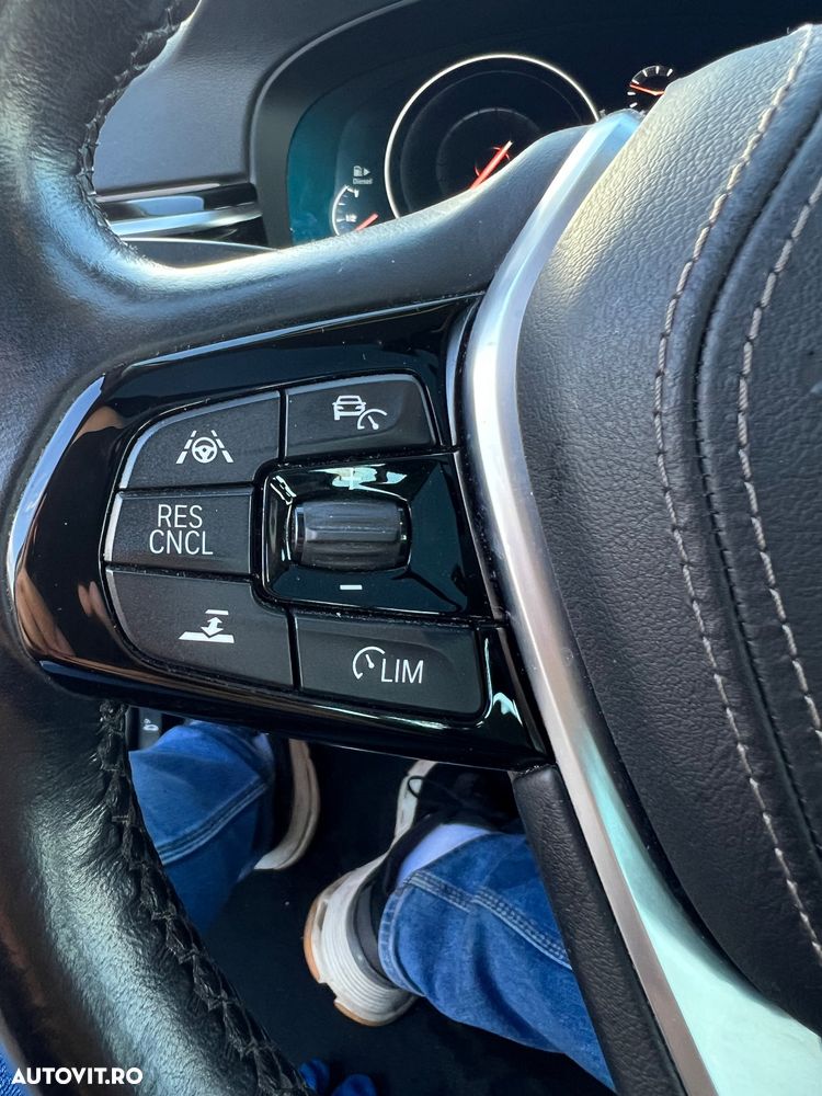 BMW Seria 5 520d AT - 20