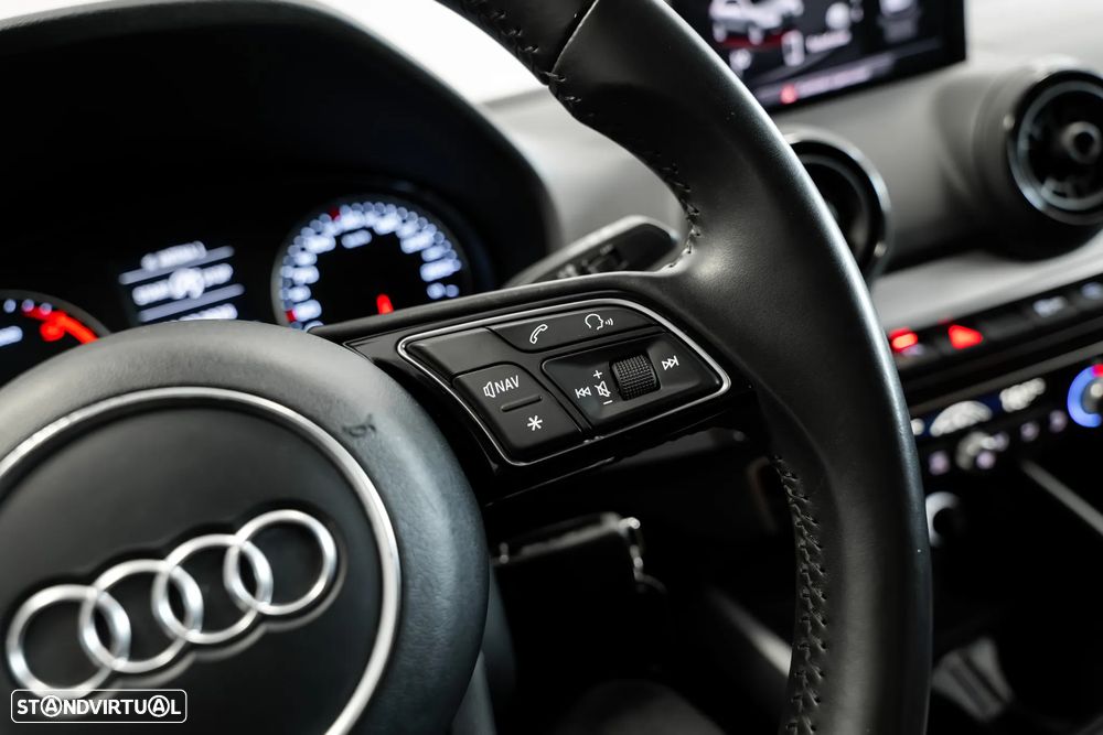 Audi Q2 1.6 TDI Design S tronic - 18