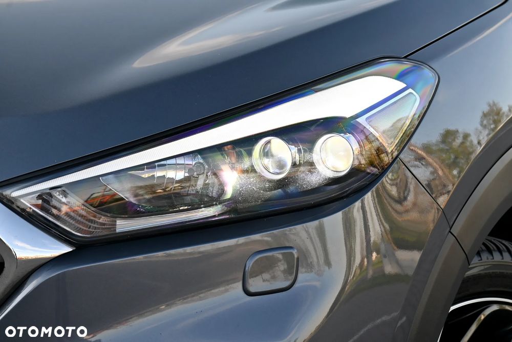 Hyundai Tucson 2.0 CRDI Premium 4WD - 11