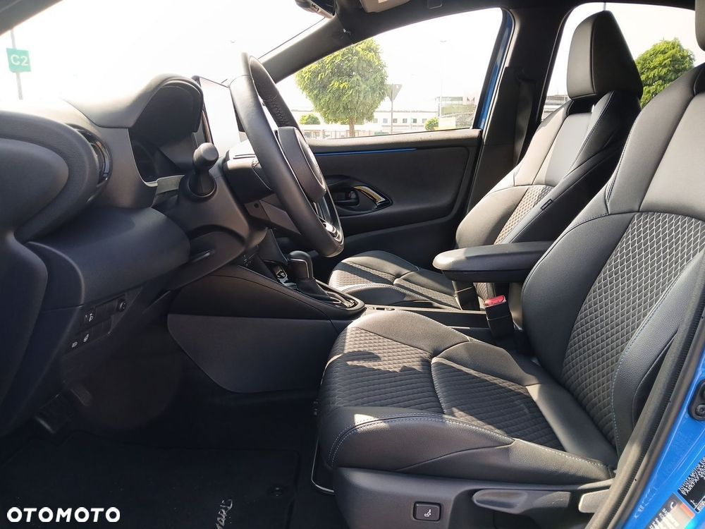 Toyota Yaris Hybrid 1.5 Premiere Edition - 15