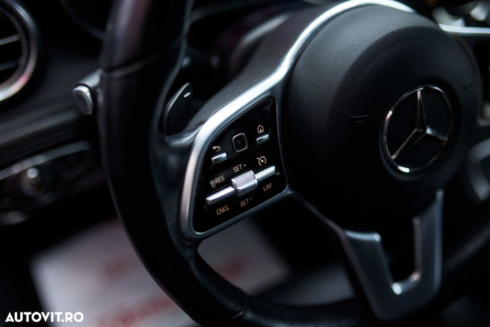 Mercedes-Benz GLC - 13