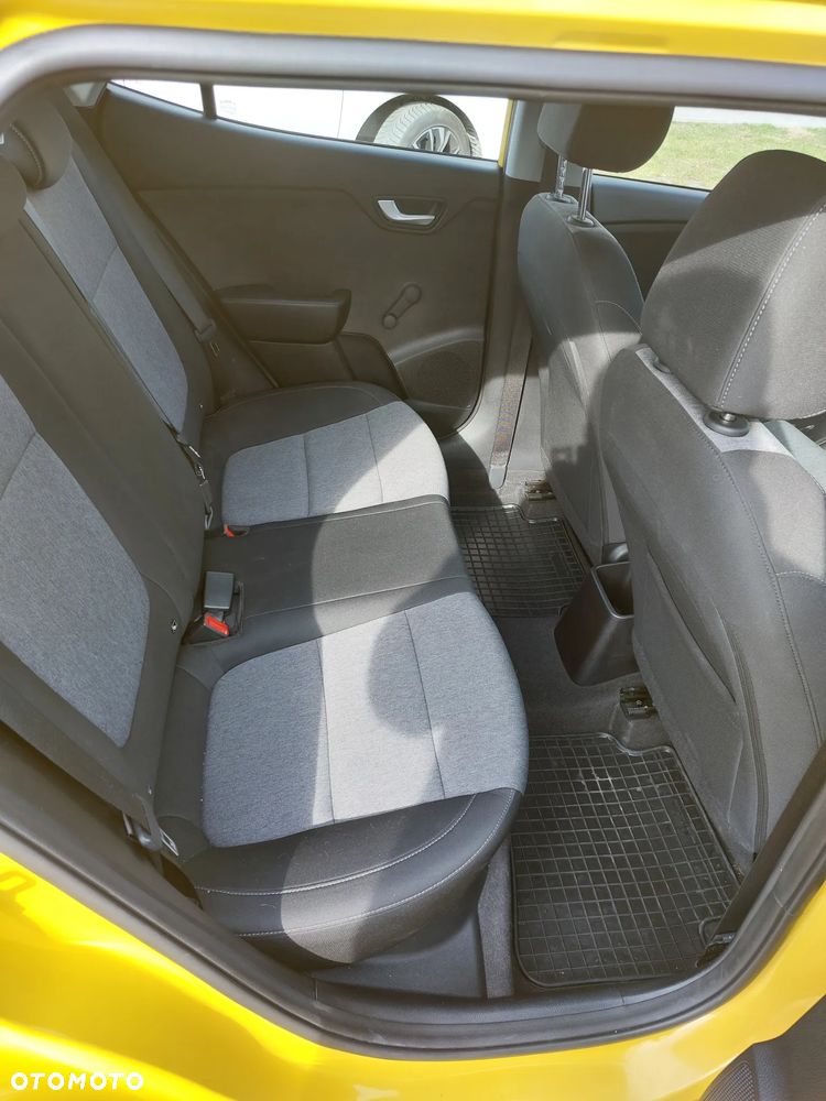 Kia Stonic 1.2 M - 16
