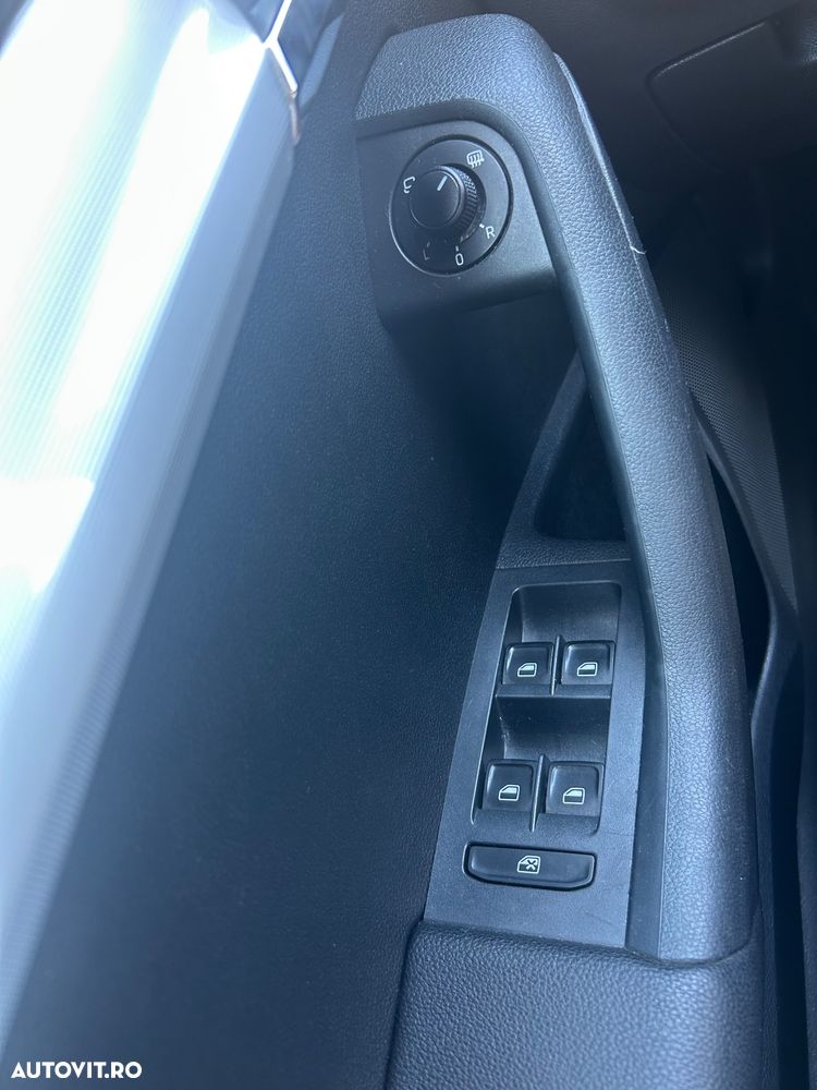 Skoda Octavia 1.6 TDI AMBITION - 23