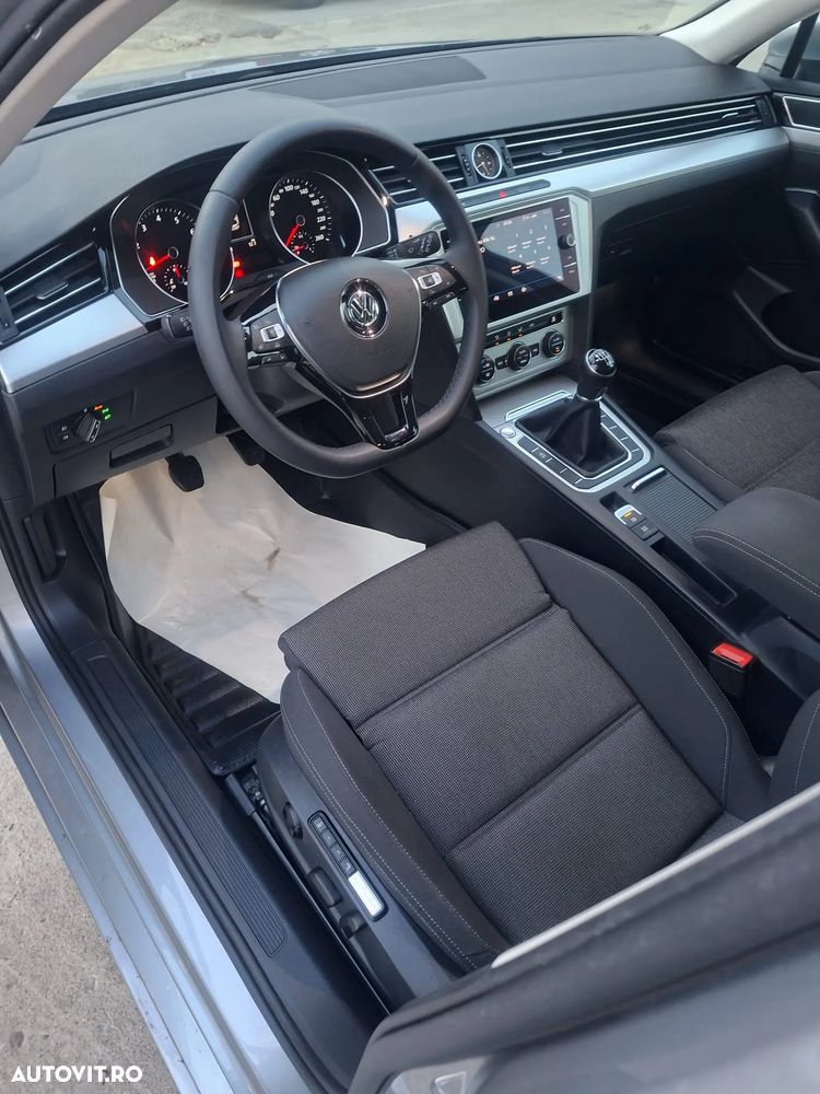 Volkswagen Passat 1.5 TSI OPF Comfortline - 12