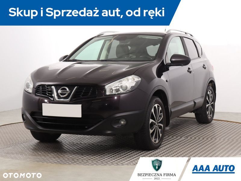 Nissan Qashqai - 2