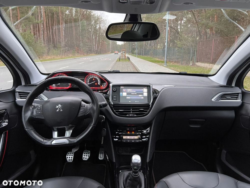 Peugeot 2008 BlueHDi FAP 120 STOP & START GT-Line Edition - 15