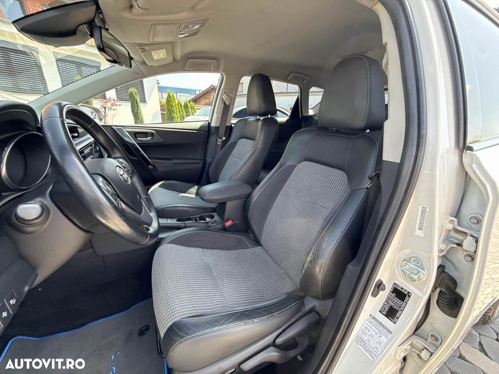 Toyota Auris 1.8 VVT-i Automatik Executive - 7