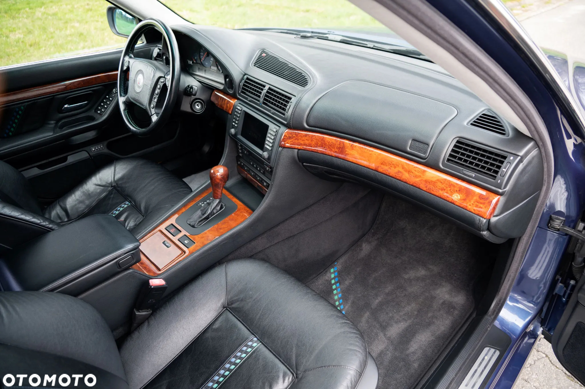 BMW Seria 7 750Li - 16