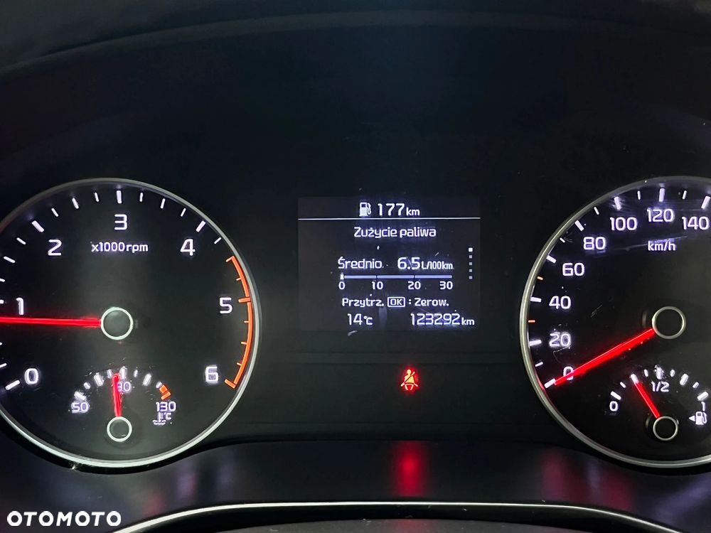 Kia Sportage 1.6 CRDI Black Edition 2WD - 30