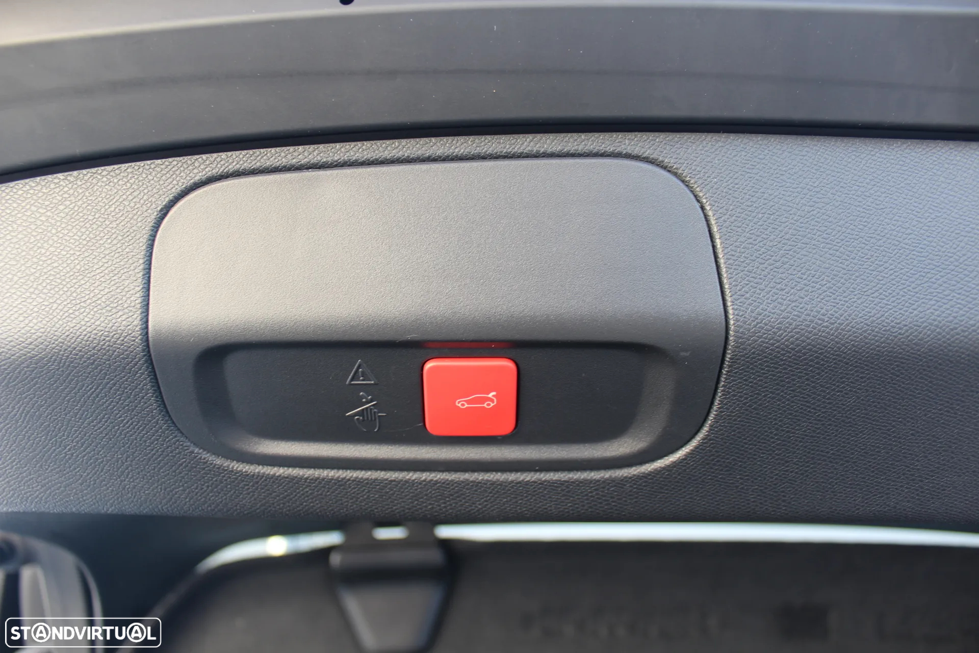 Peugeot 408 1.2 PureTech GT EAT8 - 12