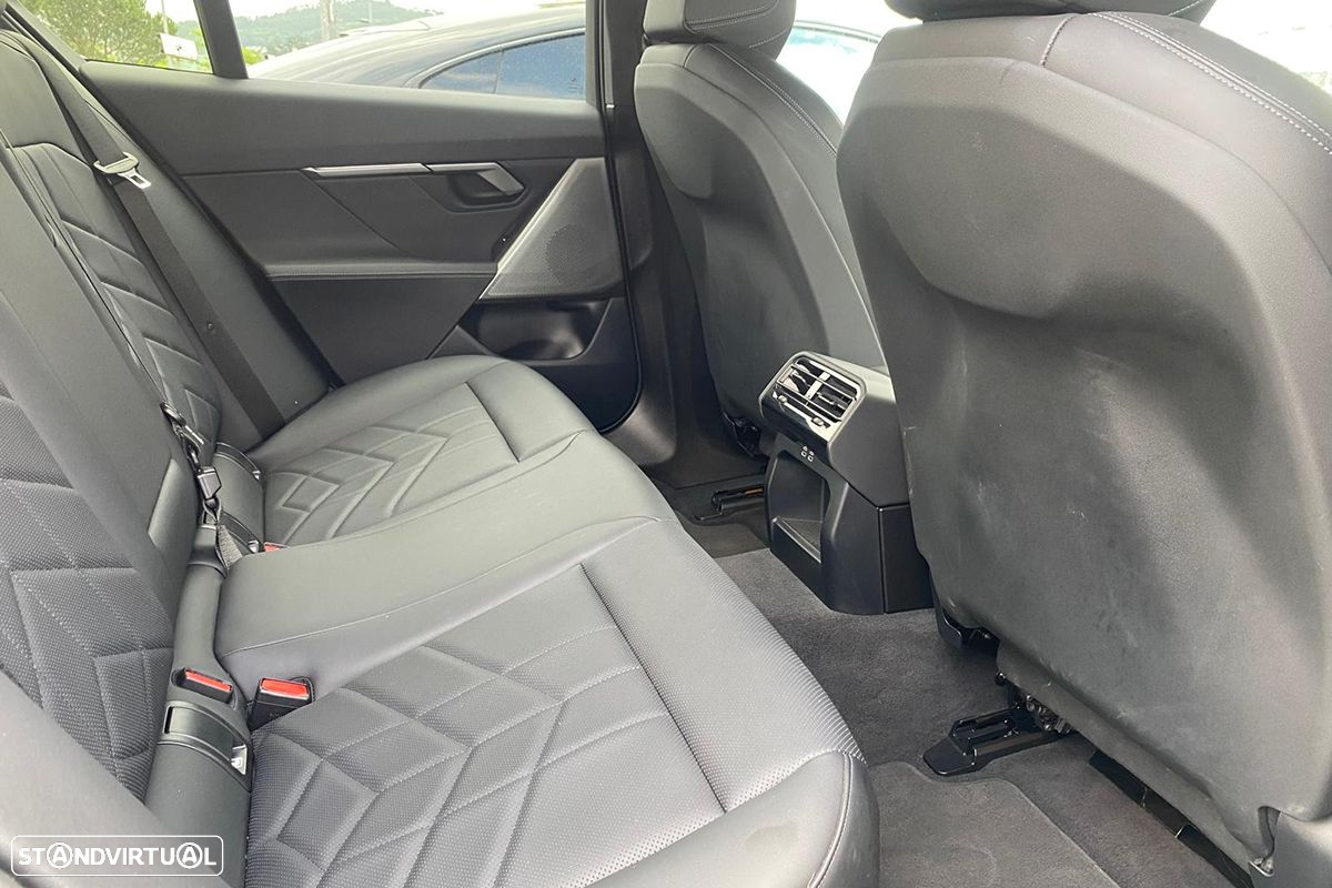 BMW 520 d Pack Desportivo M - 16