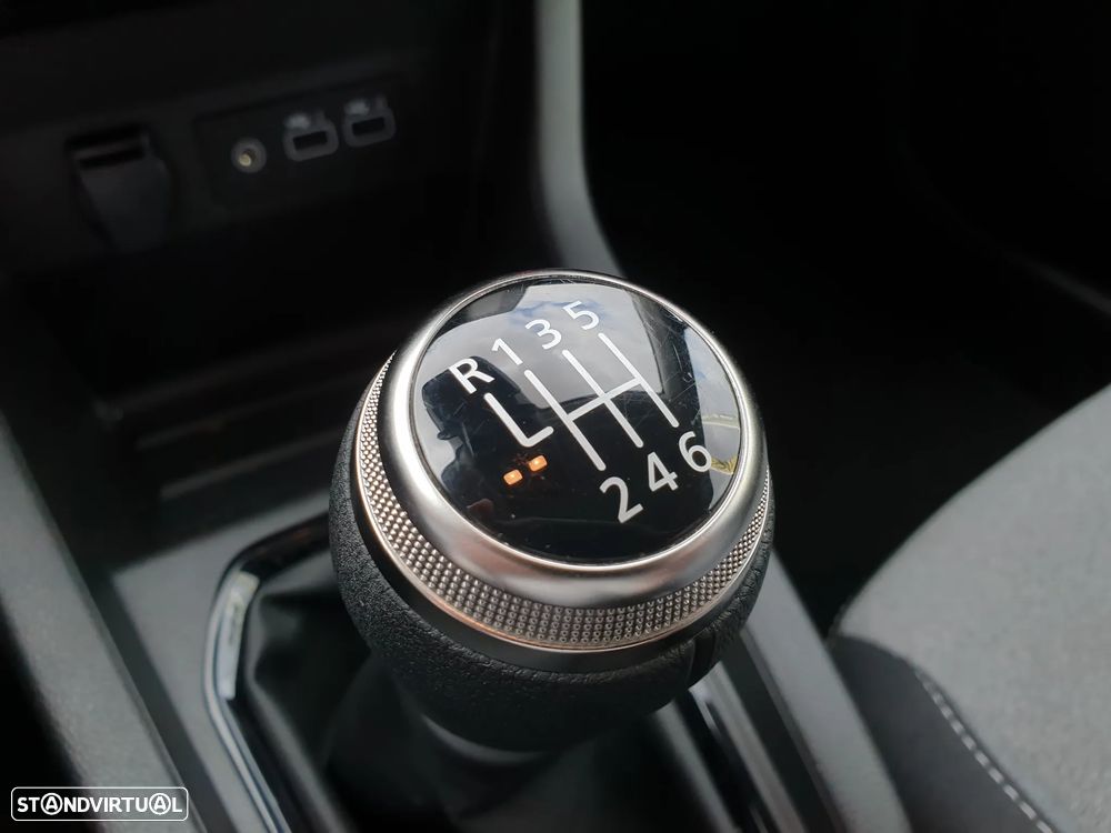 Renault Clio 1.0 TCe Evolution - 16