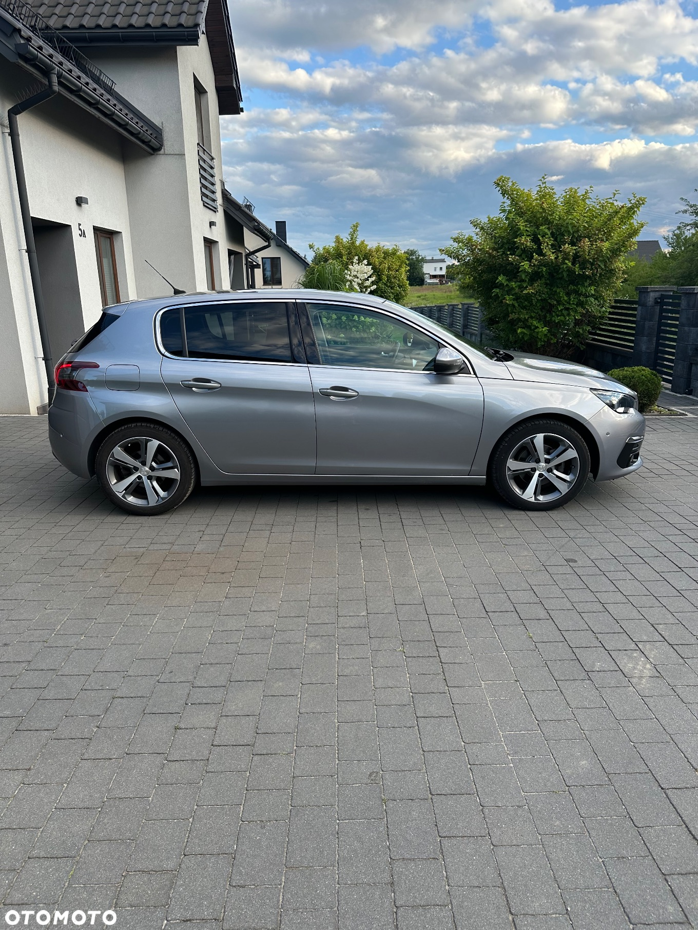 Peugeot 308 1.2 PureTech Allure S&S - 4