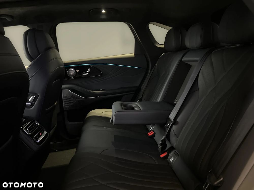Omoda 9 1.5 Super Hybrid Exclusive AWD - 26