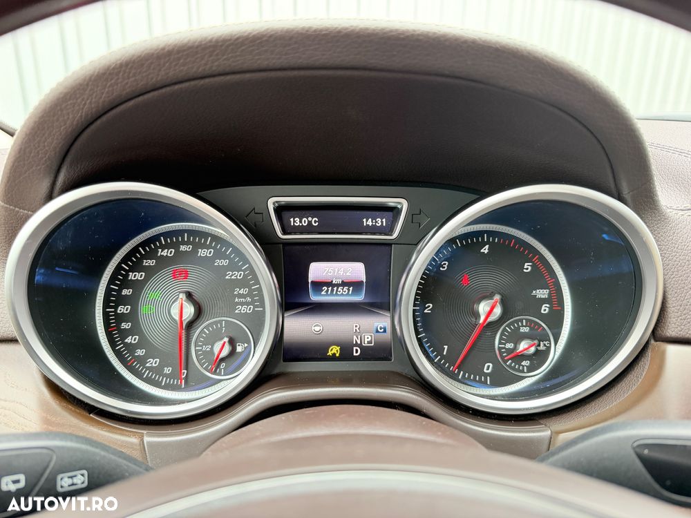 Mercedes-Benz GLS - 24