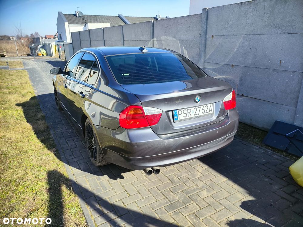 BMW Seria 3 325i - 6