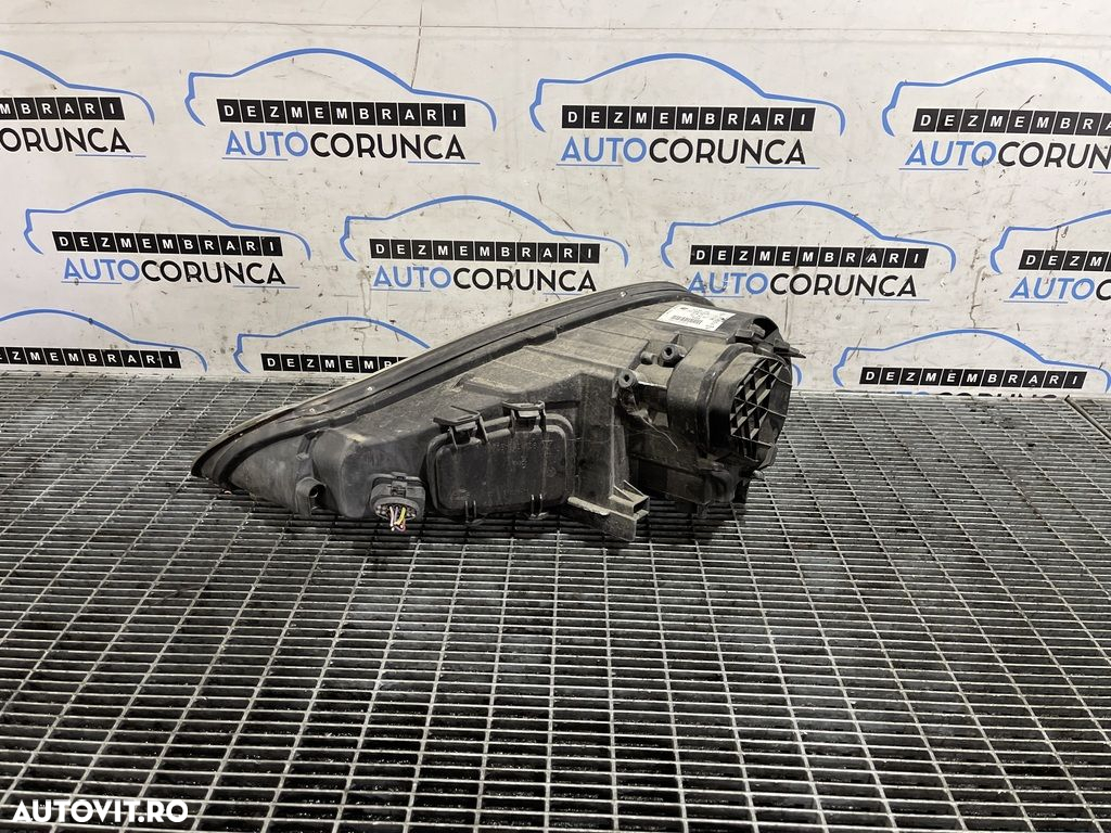 Far Dreapta Porsche Cayenne Facelift 2007 - 2010 SUV 4 Usi (1060) Cu lupă 7L5941032 - 2