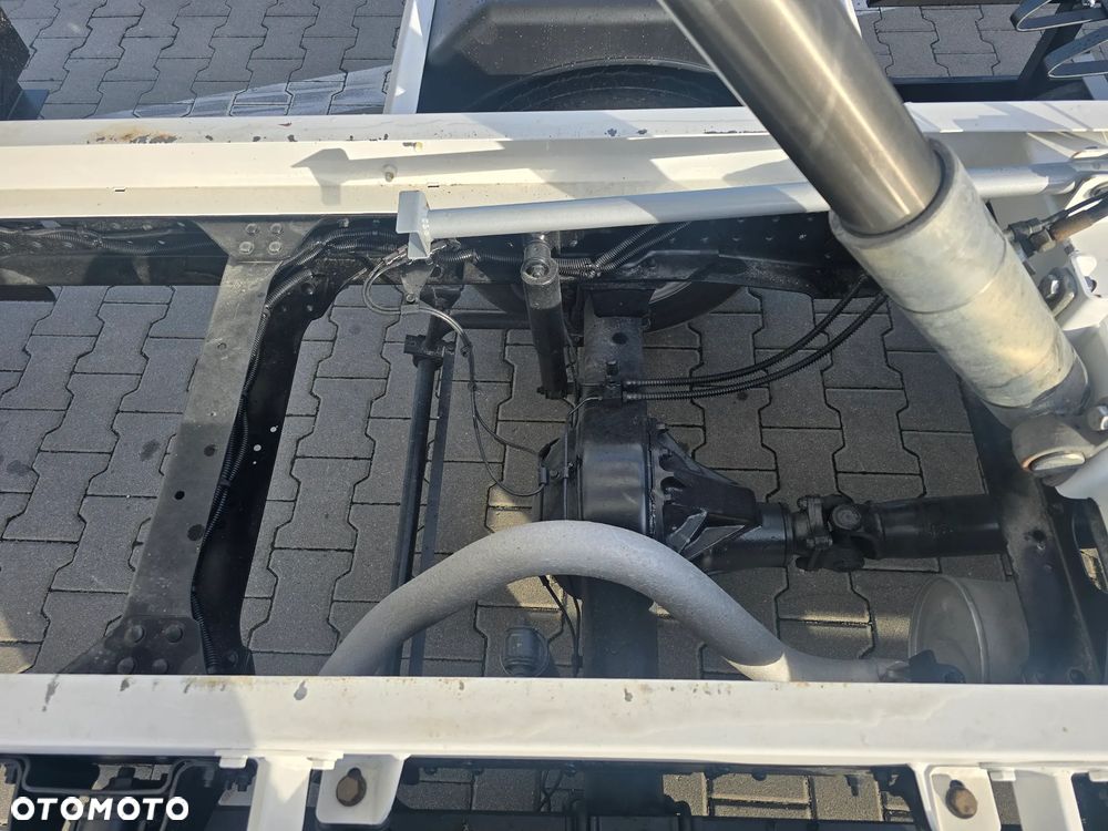 Mitsubishi Fuso canter - 33