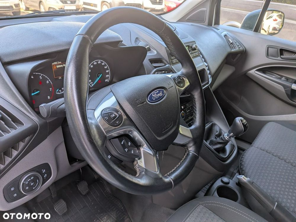 Ford Transit Connect - 21