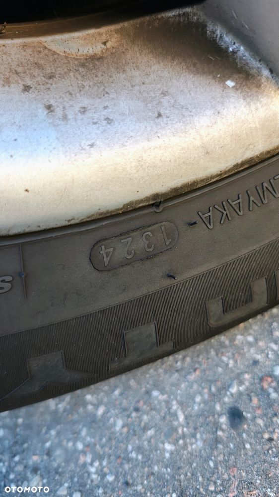 Volkswagen Golf 2011 photo 4