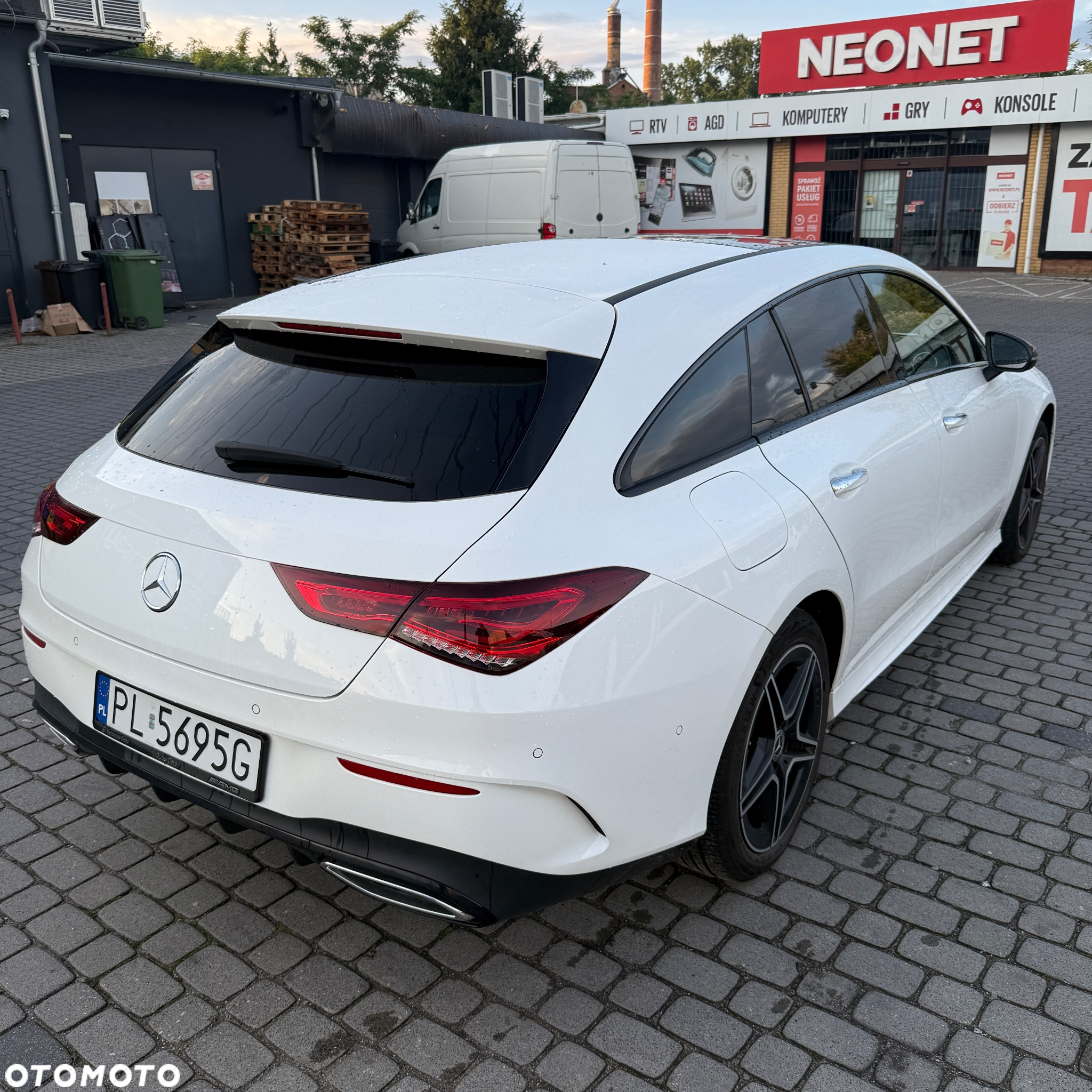 Mercedes-Benz CLA 250 E AMG Line 8G-DCT - 4