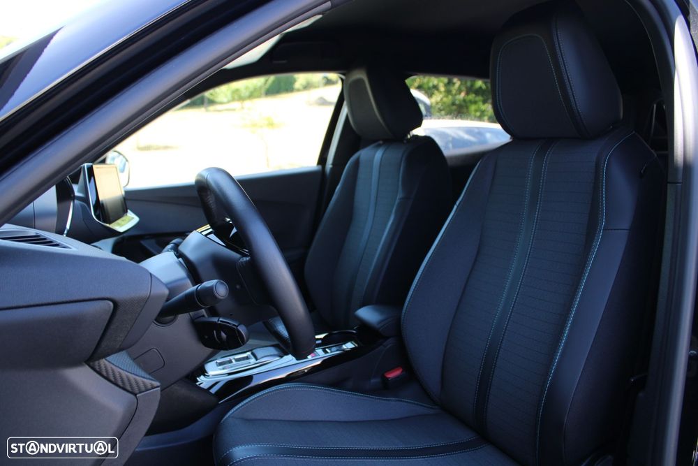 Peugeot e-2008 50 kWh Allure Pack - 5