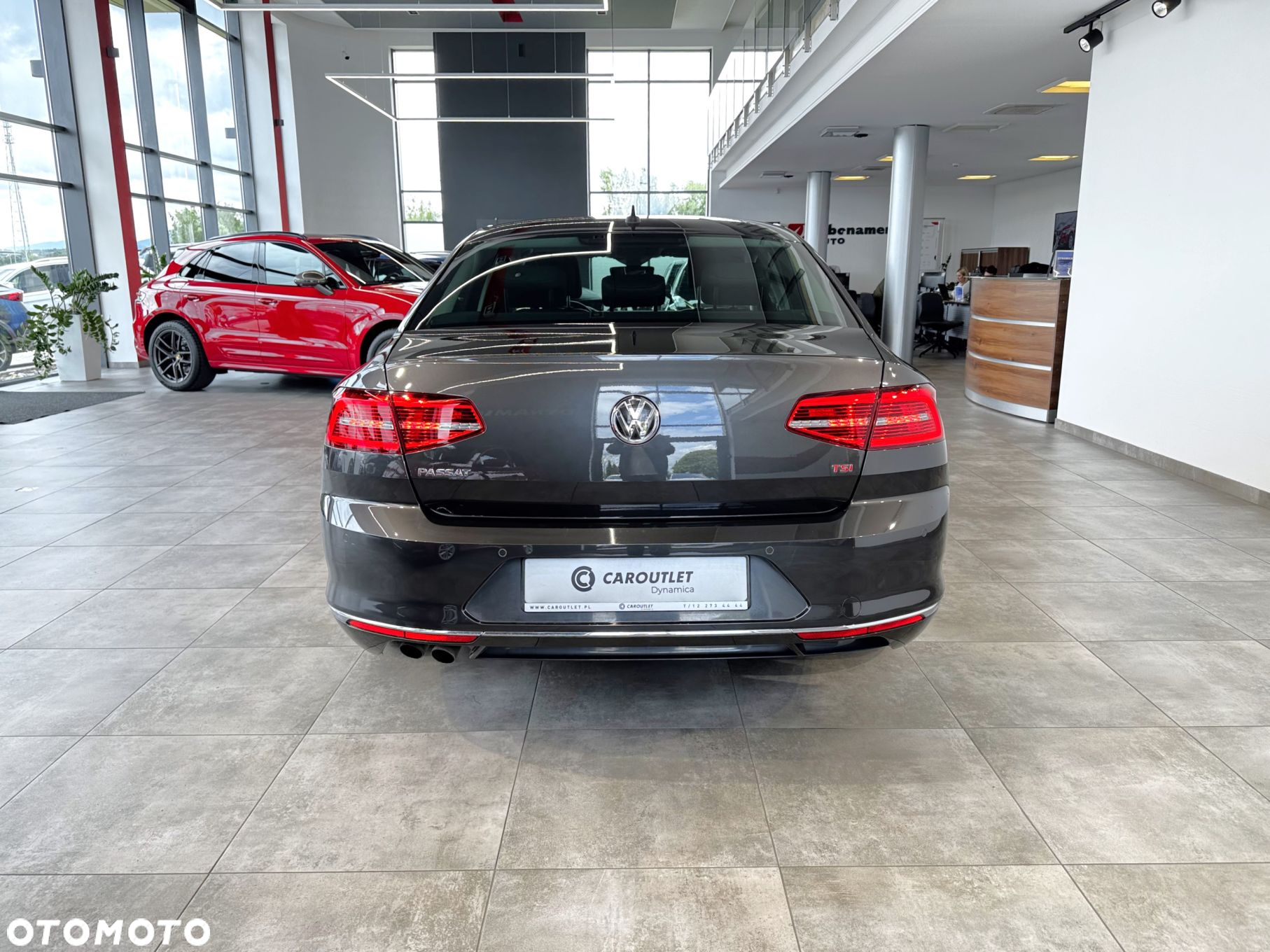 Volkswagen Passat - 8