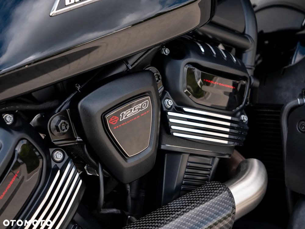 Harley-Davidson Sportster - 16