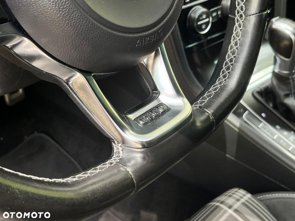 Volkswagen Golf GTD (BlueMotion Technology) DSG - 18