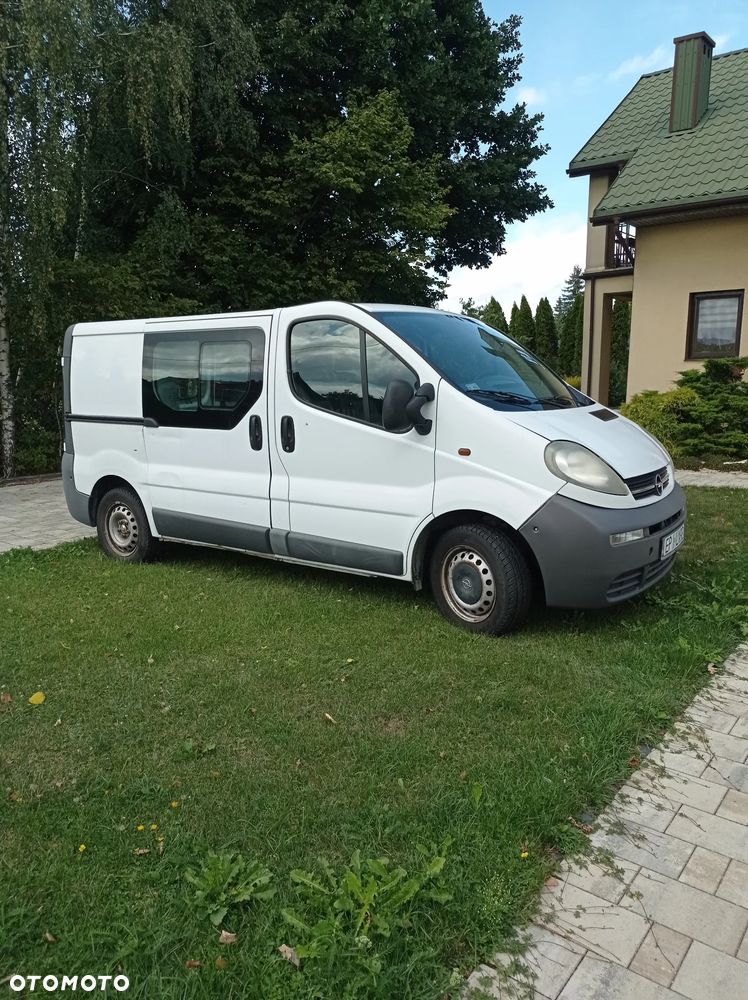 Opel VIVARO 1,9 DTI - 10